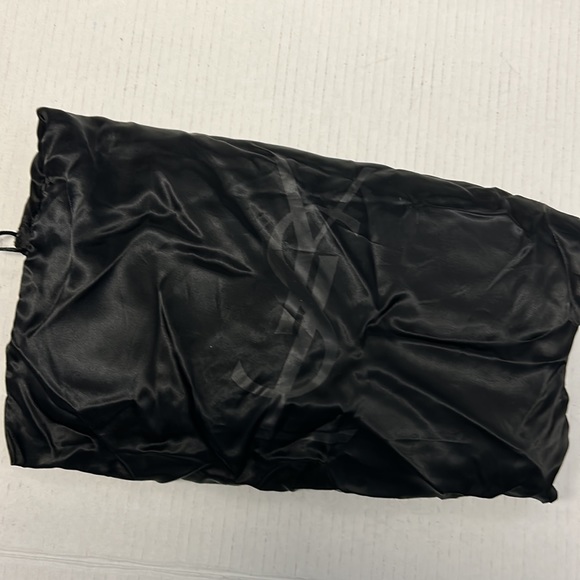 YSL Belle de Jour blue patent clutch - Picture 9 of 9